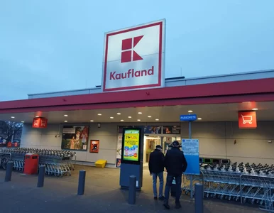 Miniatura: Strajk w sieci marketów. Pracownicy na 2...