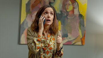 Kadr z&nbsp;filmu: &bdquo;Kopnęłabym cię, gdybym mogła&rdquo;