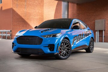 Policyjny Ford Mustang Mach-E