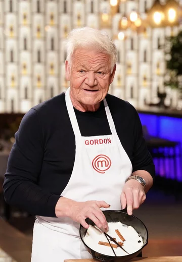 Gordon Ramsay postarzony przez FaceApp 