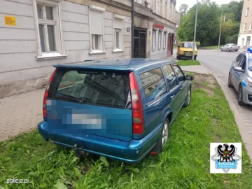 7-latka za kierownicą. Wykorzystała chwilę, gdy jej tata spał 