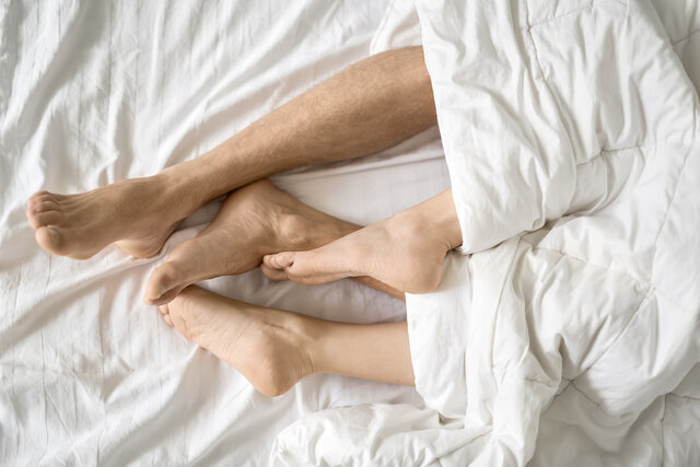 Kamasutra to poradnik o sztuce miłości. Dokładnie opisuje pozycje seksualne i porady miłosne. Komu przypisuje się autorstwo tekstu?