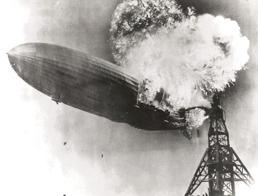 Miniatura: Sterowiec „Hindenburg” i katastrofa 6 maja...