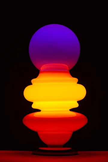 Rzeźby świetlne Michała Korchowca 