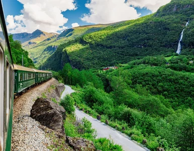 Miniatura: Ta trasa kolejowa ma być hitem regionu....