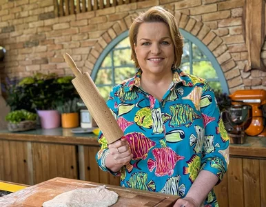 Miniatura: Telewizje kuchnią stoją. Bosacka wchodzi...