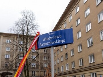 Skwer Władysława Bartoszewskiego