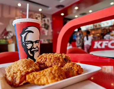 Miniatura: Pizza Hut i KFC mają kłopoty. Klienci się...