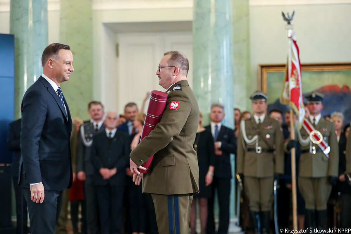 Prezydent Andrzej Duda wręczył awanse generalskie 