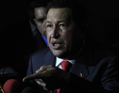 Miniatura: Chavez nie przysięgał, ale rządzi