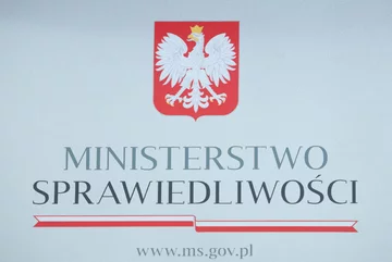 W poniedziałek Sekretarzem Stanu w Ministerstwie Sprawiedliwości oraz przewodniczącym Komisji do spraw reprywatyzacji nieruchomości warszawskich został...