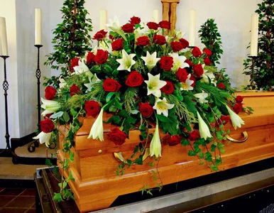 Miniatura: Skandal w domu pogrzebowym. Pracownicy...