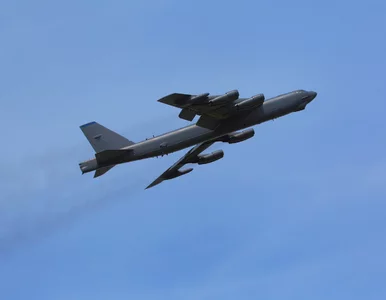 Miniatura: Amerykanie prężą muskuły? Bombowiec B-52...