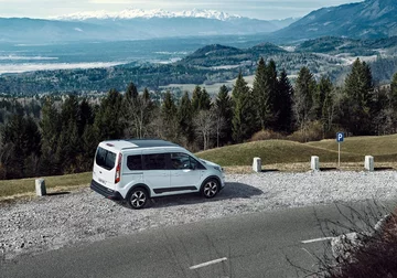Nowy Tourneo Connect Active i Transit Connect Active 