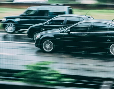 Miniatura: Obniżka limitów samochodowych do 100 tys....