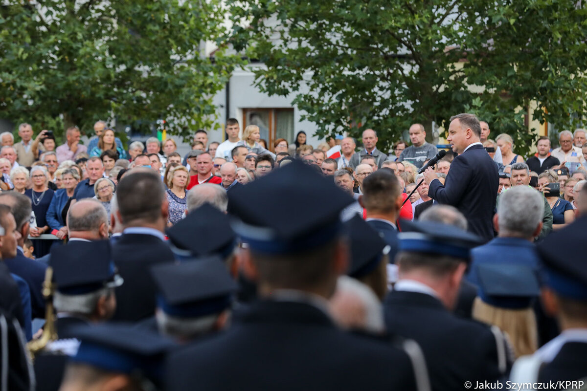 Spotkanie Andrzeja Dudy z mieszkańcami Białobrzegów 