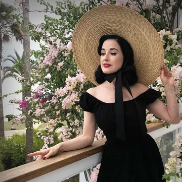 Dita Von Teese 