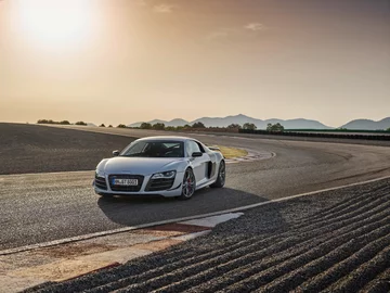 Audi R8 Coupé V10 GT RWD 