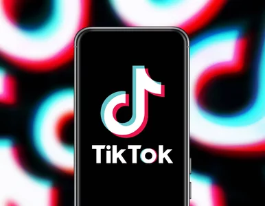 Miniatura: TikTok wie, kiedy śpisz i z kim pijesz...