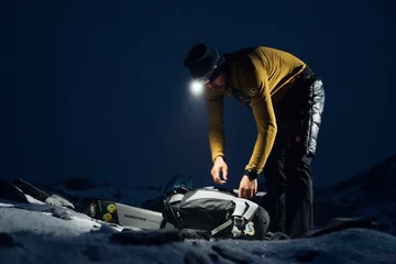 Nocna wspinaczka na Mount Everest 