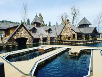 Dom Ojca Chrzestnego, posiadłość Fleur Du Lac 