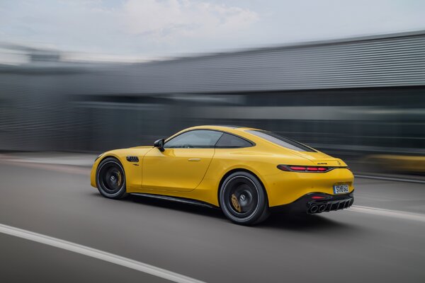 Miniatura: Mercedes-AMG GT 43 Coupé