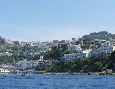 Miniatura: Turyści na Capri muszą uważać na nowe...