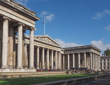 Miniatura: Ewakuacja turystów z British Museum....