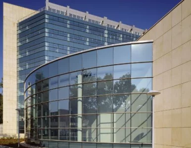 Miniatura: Rektor Politechniki Wrocławskiej z tytułem...