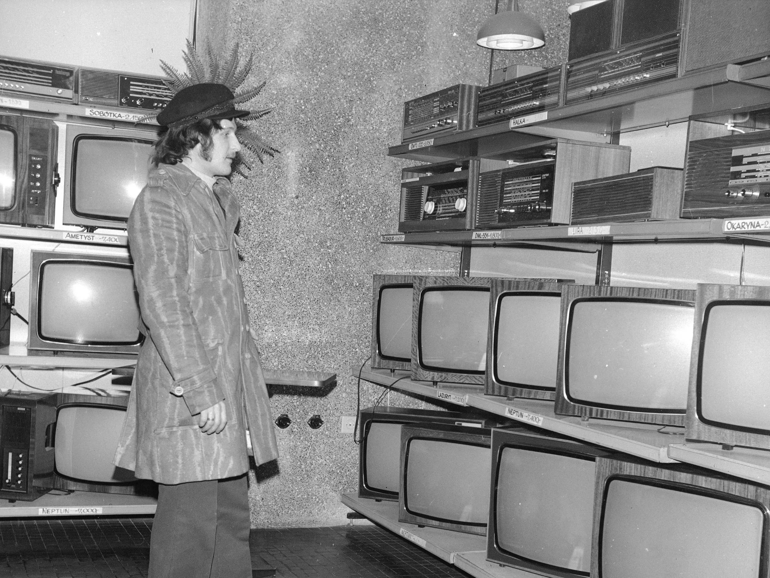 Telewizja PRL-u. Które stwierdzenie jest prawdziwe?