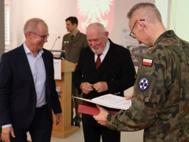 Miniatura: Medycyna wojskowa to więcej niż zawód....