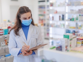 Wstrzymana sprzedaż tabletek na ból gardła. Sprawdź, czy nie masz ich w...