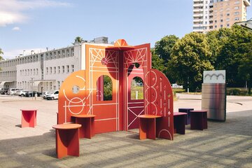19. edycja Gdynia Design Days odbyła się pod hasłem „Bliżej”. W centrum zainteresowania znalazły się relacje projektowania z człowiekiem, miastem, rzemiosłem i środowiskiem 