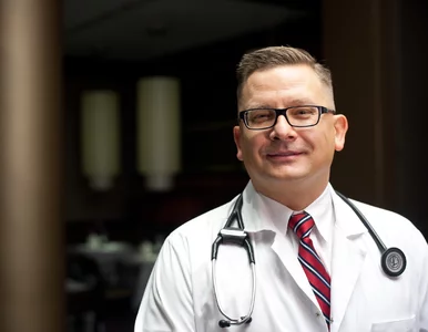Miniatura: Nie wystarczy obniżyć cholesterol. Prof....