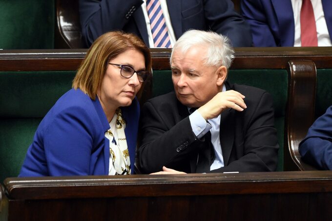 Rzecznik PiS Beata Mazurek i prezes Jarosław Kaczyński