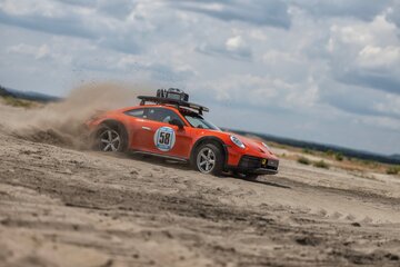 Porsche 911 Dakar RED58 Special