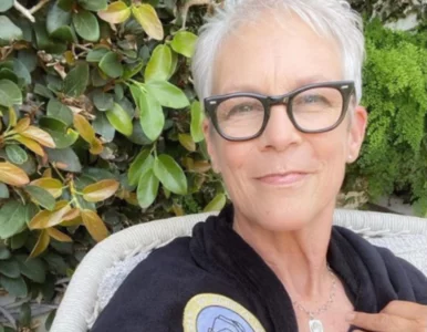 Miniatura: Jamie Lee Curtis świętuje 22 lata w...