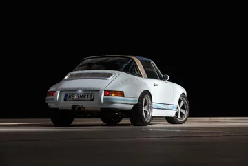 Porsche 911 (Remastered by 911Garage) 