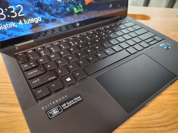 Laptop HP Dragonfly Elite Max