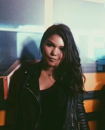 Madison De La Garza 