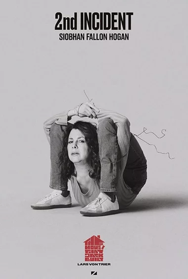 Siobhan Fallon Hogan na plakacie filmu „Dom, który zbudował Jack”