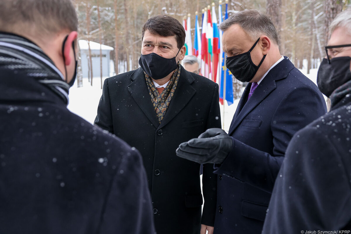 Ceremonia oficjalnego powitania prezydentów państw Grupy Wyszehradzkiej przez prezydenta Andrzeja Dudę 