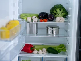 Miniatura: Woda zbiera się na dnie lodówki?...