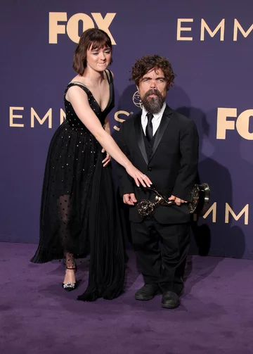 Maisie Williams i Peter Dinklage 