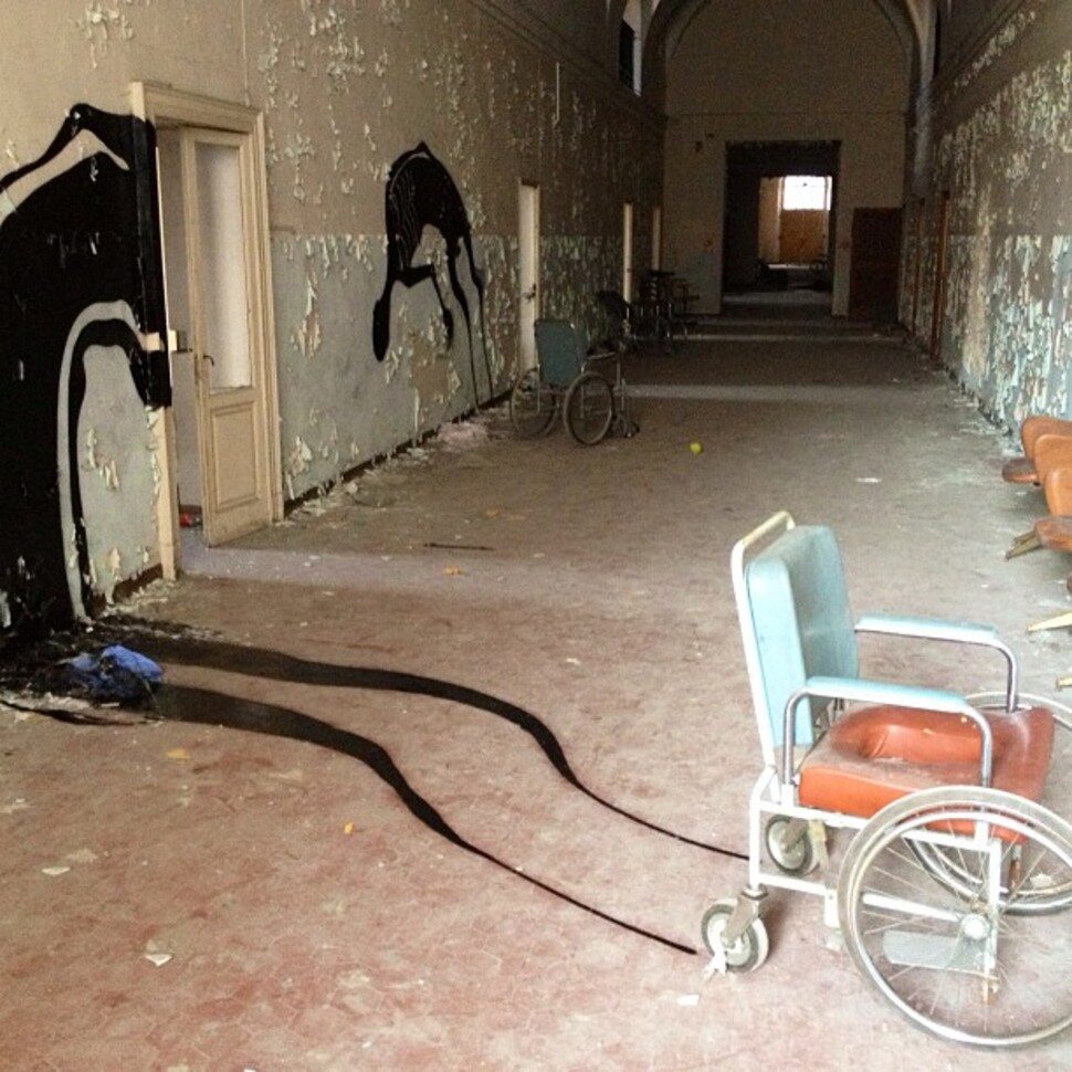 Opuszczony szpital psychiatryczny w Parmie (fot. epicdash.com)
