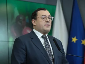 Miniatura: Kilkaset litrów gnojowicy przed domem...