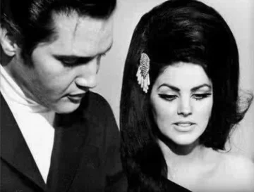 Elvis Presley i Priscilla Presley 