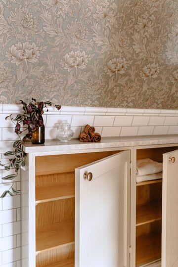 Łazienka na poddaszu Łazienka na poddaszu, tapety, retro