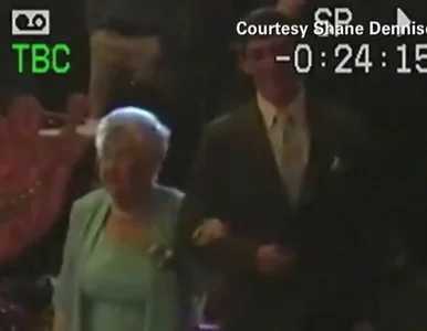 Miniatura: Nastolatek zaprosił na bal maturalny......