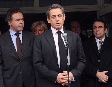 Miniatura: Sarkozy zawiesza kampanię. "Motyw...